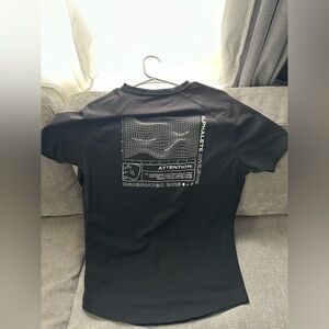 Alphalete Black Short-Sleeve Graphic Performance Tee